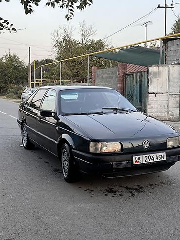 аренда авто спарк: Volkswagen Passat: 1989 г., 1.8 л, Механика — 3