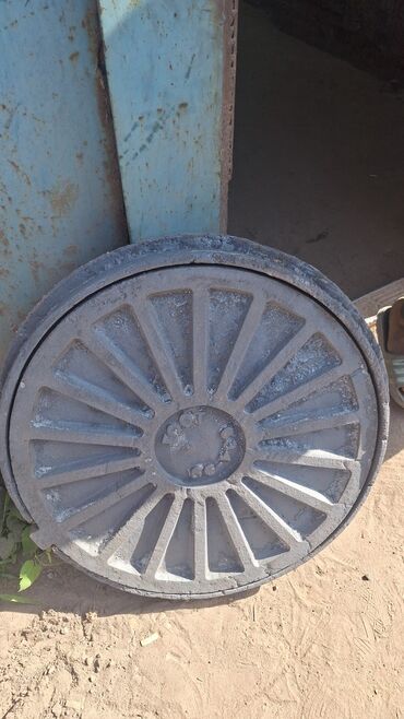 Железобетонные (ЖБИ) кольца для септика: Железобетонное (ЖБИ) кольцо для септика Размер: 110 x 90 x 8 см, Бесплатная установка, В розницу — 15