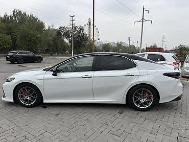 Toyota: Toyota Camry: 2022 г., 2 л, Автомат, Бензин, Седан — 4