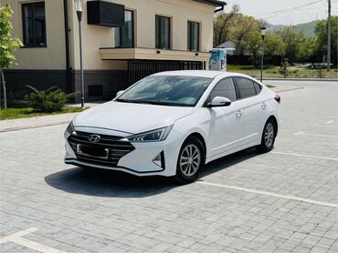 Hyundai: Hyundai Avante: 2018 г., 1.6 л, Автомат, Бензин, Седан