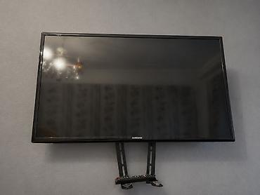 Samsung LED televizor, divar asqısı və altlığı ilə birgə. Təzədir heç