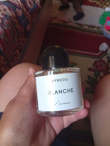 byredo blanche цена бишкек: Парфюмерная вода Byredo Blanche в прозрачном стеклянном флаконе с