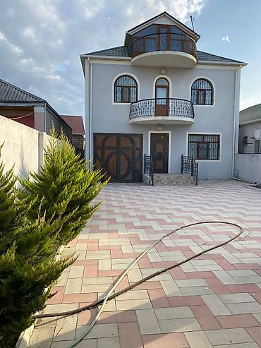 villa evler: Təmirli, geniş həyətli 3 mərtəbəli fərdi yaşayış evi. Plan və sahə: - — 1