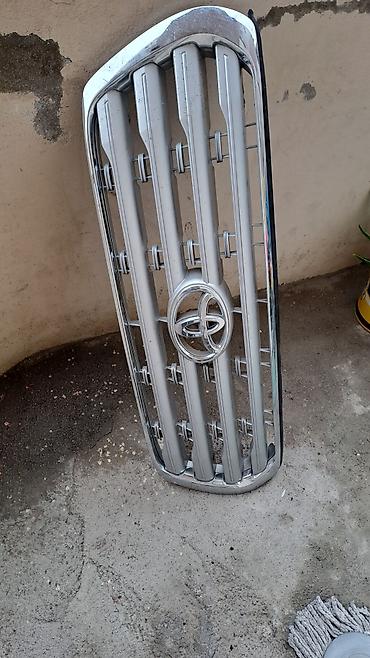 bmw x5 e53: Toyota ön radiator barmaqlığı (emblemli) - Model uyğunluğu: Toyota — 1