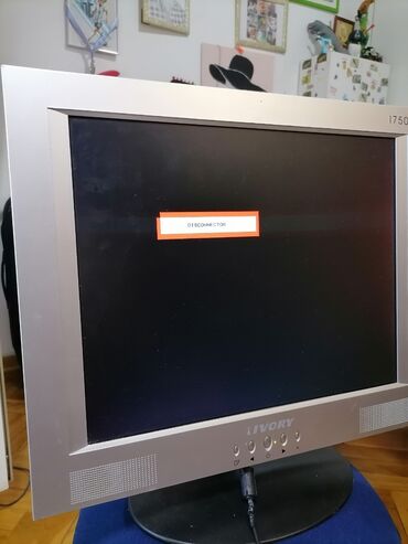 Monitori: Monitor IVORY dijagonala ekrana oko 44 cm
Ispravan dobar
 Mirjevo — 5