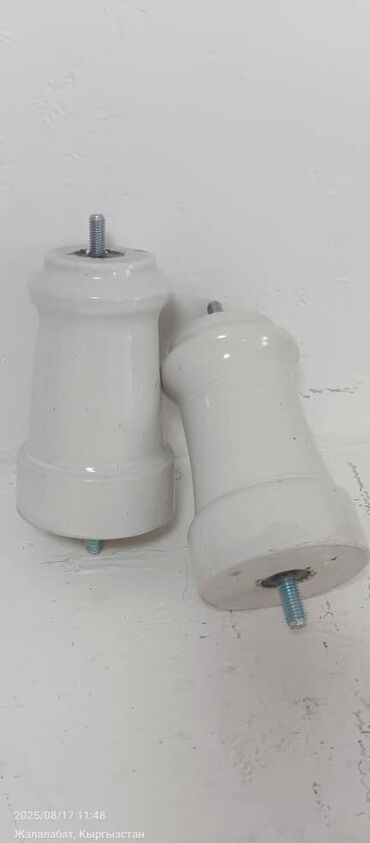 Другие электротовары: Продается, Траверсы 10/0,4 кВ. РЛНД -10, Опорно проходные изоляторы — 11