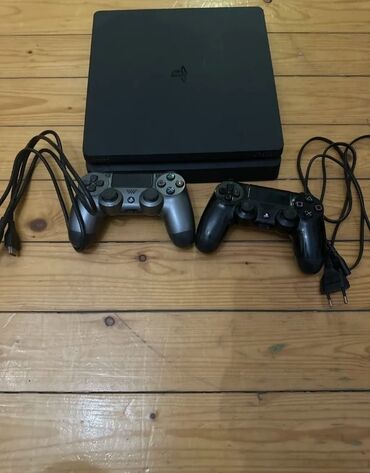 playstation 5 disksiz: Məhsul: PlayStation 4 Slim oyun konsolu komplekti Tərkib: - PS4 Slim