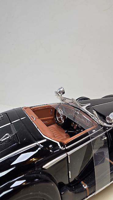 laser 303: Коллекционная масштабная модель ретро-родстера Mercedes-Benz 500 K. 🔥 — 4