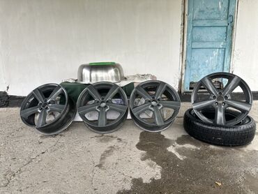 шины 12: Диски R 18 Комплект, отверстий - 5