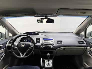 крыло на 210: Honda Civic: 2008 г., 1.3 л, Вариатор, Бензин, Седан — 8
