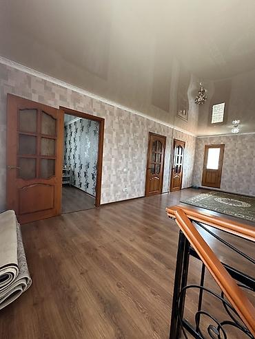 дом кут: 🏡 Продаётся 2-этажный дом в жилмассиве Биримдик Кут Просторный — 8