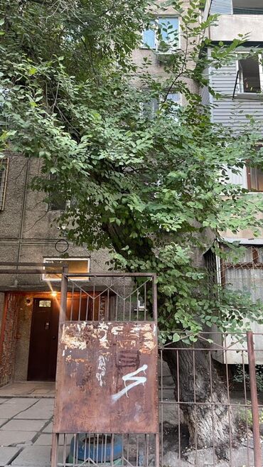 размеры комнат 104 серии: 2 комнаты, 43 м², 104 серия, 2 этаж, Старый ремонт