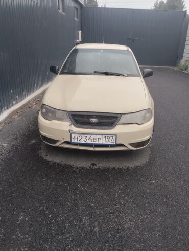 Daewoo: Daewoo Nexia: 2010 г., Механика, Бензин, Седан