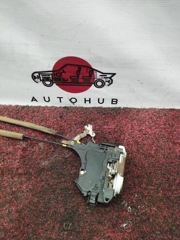 Замки: Замок двери Mitsubishi