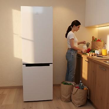 Холодильник Indesit, Б/у, Двухкамерный, No frost, 60 * 190 * 60