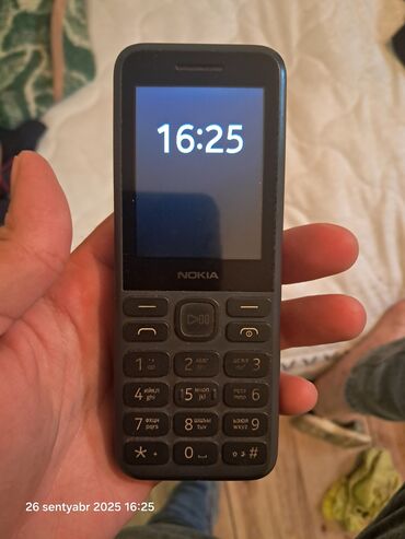 nokia 225 dual sim: Nokia 130, 2 GB, rəng - Boz, İki sim kartlı, Düyməli