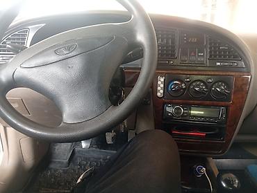 golf 4: Daewoo Nubira: 2002 г., Механика, Седан — 4
