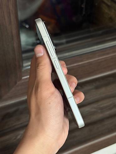 Мобильные телефоны: Xiaomi, 15, Б/у, 256 ГБ, цвет - Белый, 2 SIM — 4