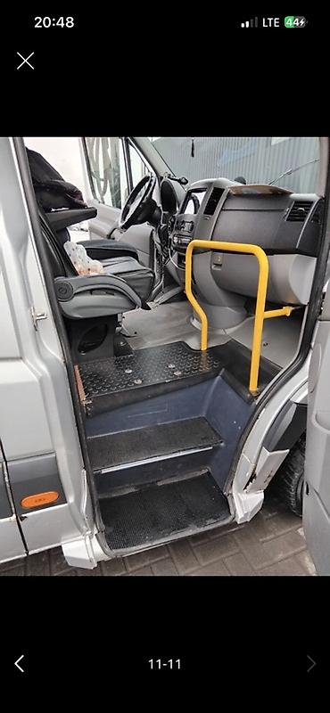 Аренда пассажирского буса: Mercedes-Benz Sprinter (длинная база, высокий крыша), серебристый — 10