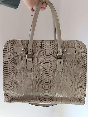 Torbe: Michael Kors Hamilton tasna, printom zmijske kože - Dizajn — 4