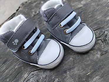 all star patike duboke: Polino nehodajuće patike za bebe – veličine 15 i 16, nove. - Model — 2