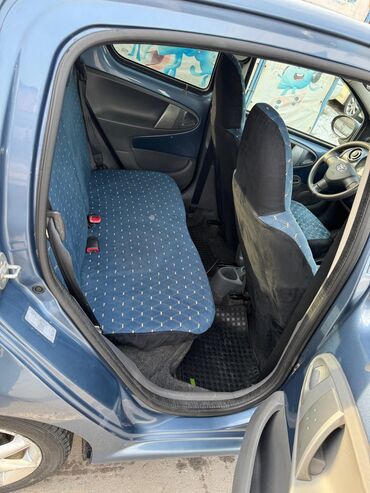 Toyota: Toyota Aygo: 2008 г., 1 л, Механика, Бензин, Хэтчбэк — 16