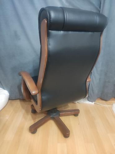 Офисные кресла: Руководительское кресло премиум-класса "Директория Донателло DB-730" — 4