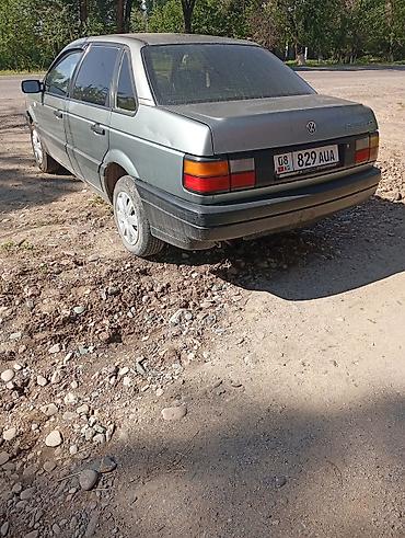 обвес 6 3: Volkswagen Passat: 1990 г., Механика, Седан — 3