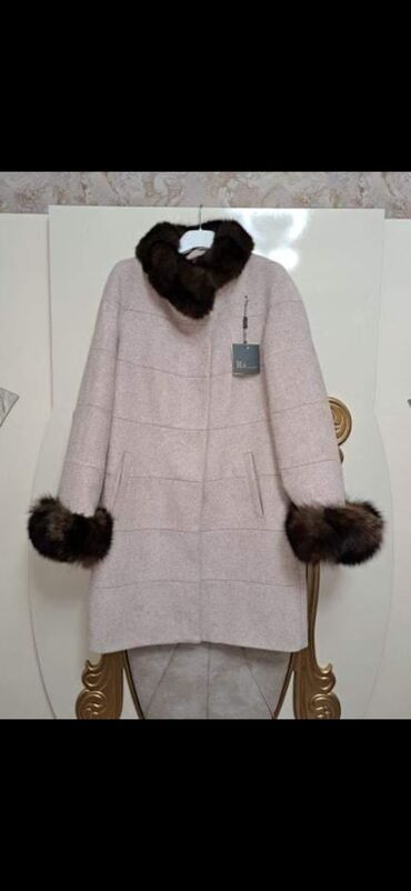 paltolar ve qiymetleri: Palto Bershka, XL (EU 42), rəng - Bej