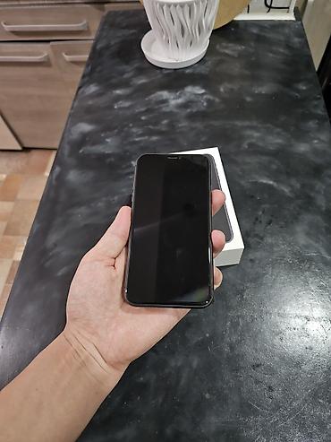 IPhone 11, Б/у, 64 ГБ, Черный, Коробка, 73 %