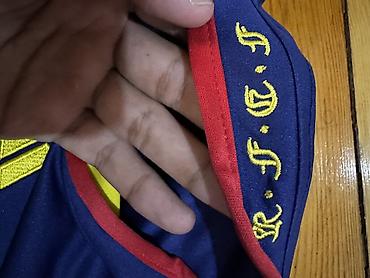 adidas krasovka: Təcili ucuza satılır premium clasdır Məhsul: Adidas İspaniya — 4