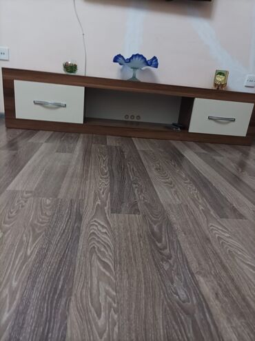 işlenmiş şiferler: İşlənmiş, Düz TV altlığı, Polkalı, Taxtalı