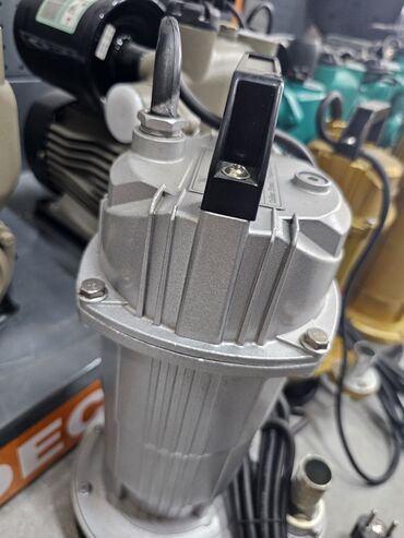 мотопомпа насосы: Погружной насос "ШЕРШЕНЬ" модели QDX3-42-1.1 с корпусом серебристого