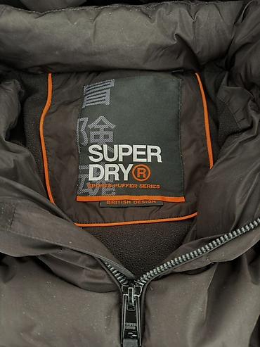 farmerke 48: Superdry muška zimska jakna – puffer model - Model: Superdry — 5