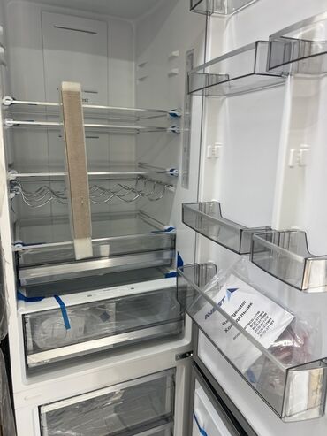 оперативная память 2 гб ddr3: Холодильник Avest, Двухкамерный, No frost