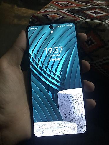 ucuz və keyfiyyətli telefonlar: Samsung Galaxy A51, 128 GB, rəng - Qara, İki sim kartlı — 3