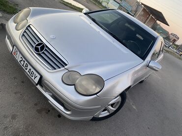 купить автомобили: Mercedes-Benz C-класса в кузове купе, ( 2 двери). выполненный в