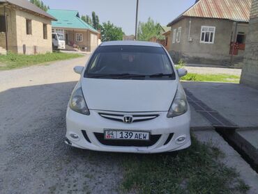 Honda: Honda Fit: 2002 г., 1.5 л, Вариатор, Бензин, Хэтчбэк
