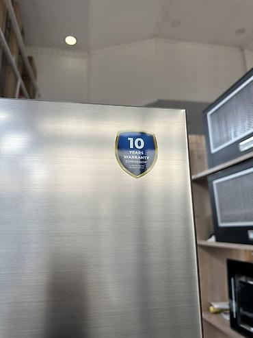 Холодильники: Холодильник Midea, Новый, Двухкамерный — 4