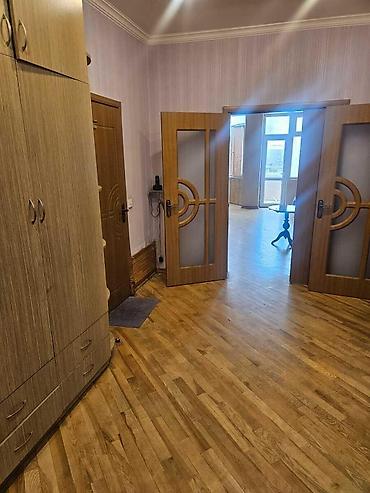 kiraye ev ecemide: İcarəyə verilir 3 otaqlı yeni tikili 140 m², 8 Noyabr m. 1 200 AZN/ay — 3