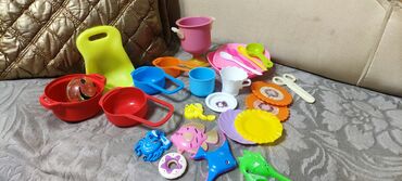 детиский игрушка: Продам детскую посудку в разнобой не большой пакетик. Писать в