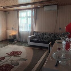 Həyət evləri və villaların satışı: 4 otaqlı, 220 kv. m, Kredit var, Orta təmir — 9