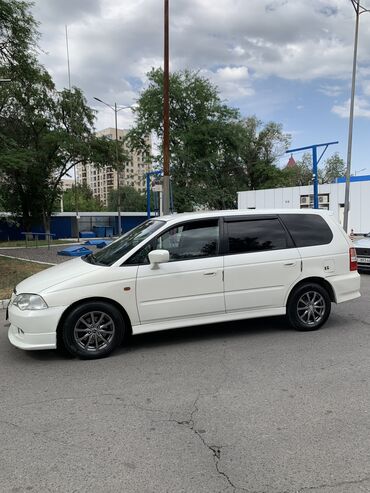 авто с российским номером: Honda Odyssey: 2000 г., 2.3 л, Автомат, Бензин, Минивэн