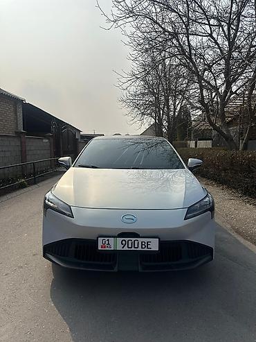 GAC: Электромобиль Aion S Plus (седан) - Кузов: 4‑дверный седан с — 1