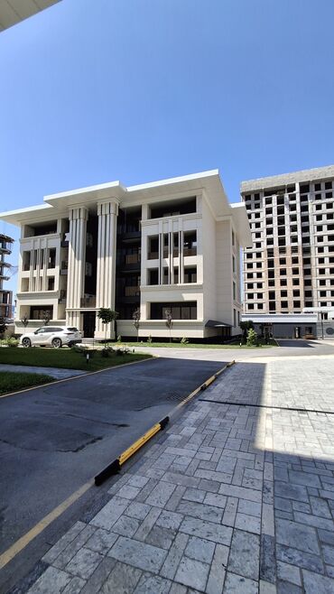 продам дом срочно недорого: 5 и более комнат, 205 м², Элитка, 3 этаж, ПСО (под самоотделку)