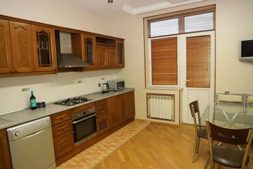 Mənzil kirayələyirəm: 3 otaqlı, 120 kv. m — 11