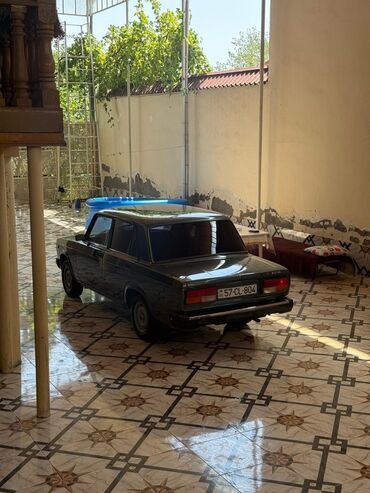 VAZ (LADA): VAZ 2107 sedan - Kuzov: 4 qapılı sedan, klassik “07” dizaynı - Rəng — 7