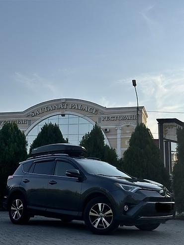 d 4d: Toyota RAV4: 2018 г., 2.5 л, Автомат, Бензин, Кроссовер — 2