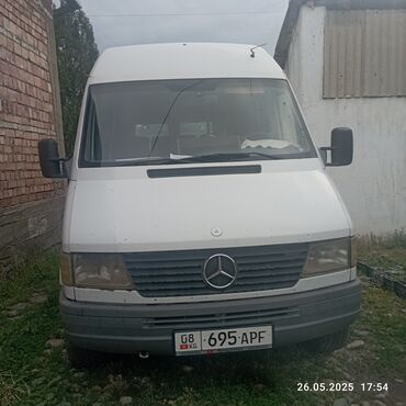 Автобусы и маршрутки: Автобус — 8