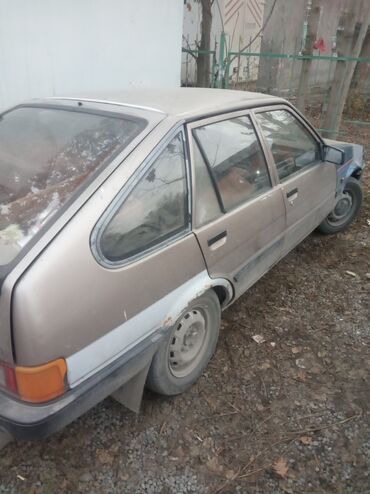 Toyota: Toyota Corolla: 1985 г., 1.3 л, Механика, Бензин, Универсал